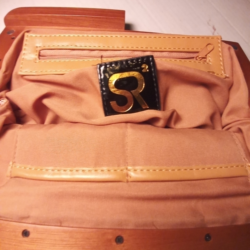 SR2 Sondra Roberts Wooden Clutch - Picture 4 of 8